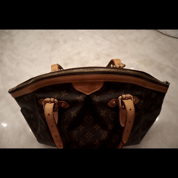 Louis Vuitton Tivoli GM Monogram Shoulder Bag - Picture 7 of 13